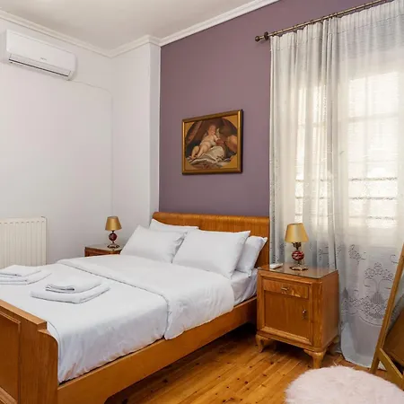 Julianna By Halu! - Unique 2-bedroom * Thessaloniki