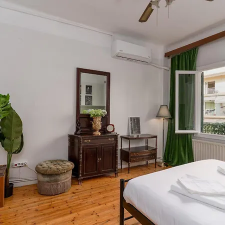 Julianna By Halu! - Unique 2-bedroom *